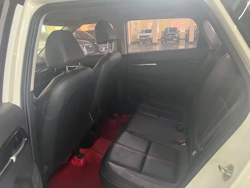 Kia KX3 2022 из CN, фото 2