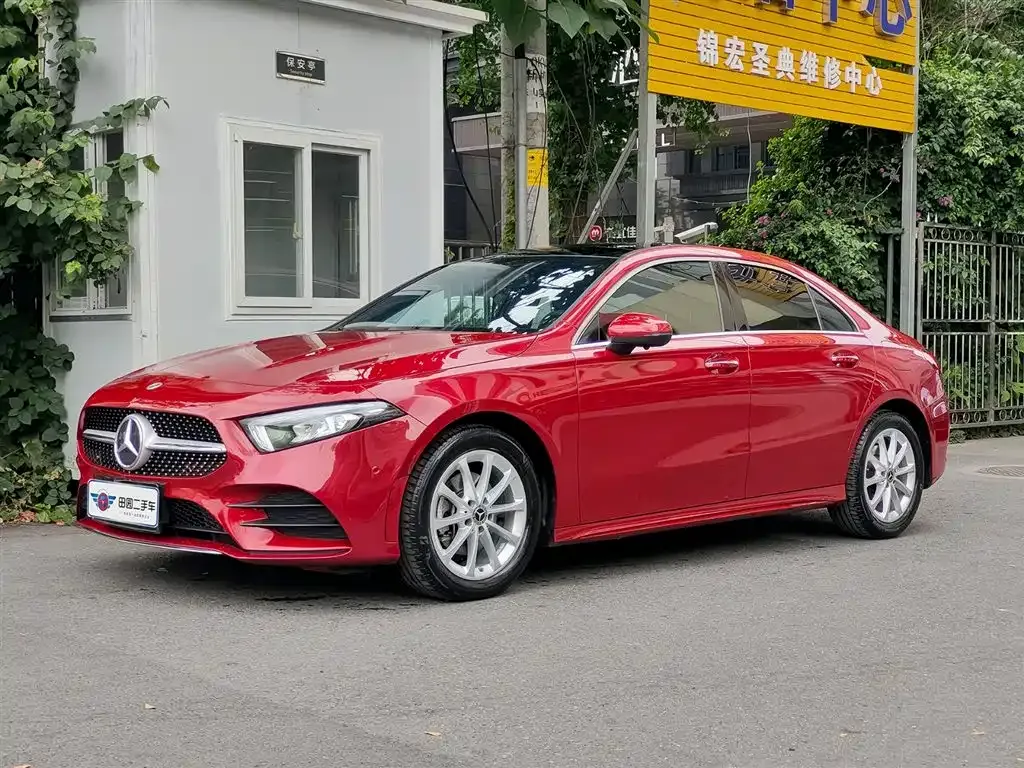 Mercedes-Benz A-Class — фото 1