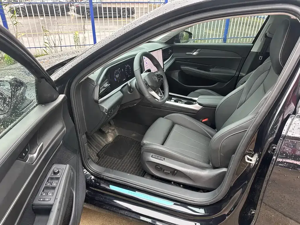 Volkswagen Passat — фото 4