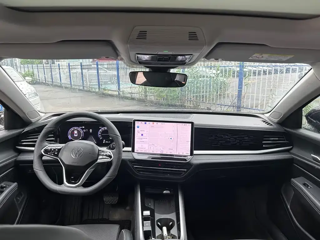 Volkswagen Passat — фото 2