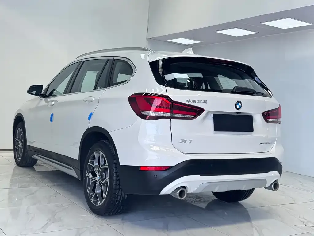 BMW X1 — фото 4