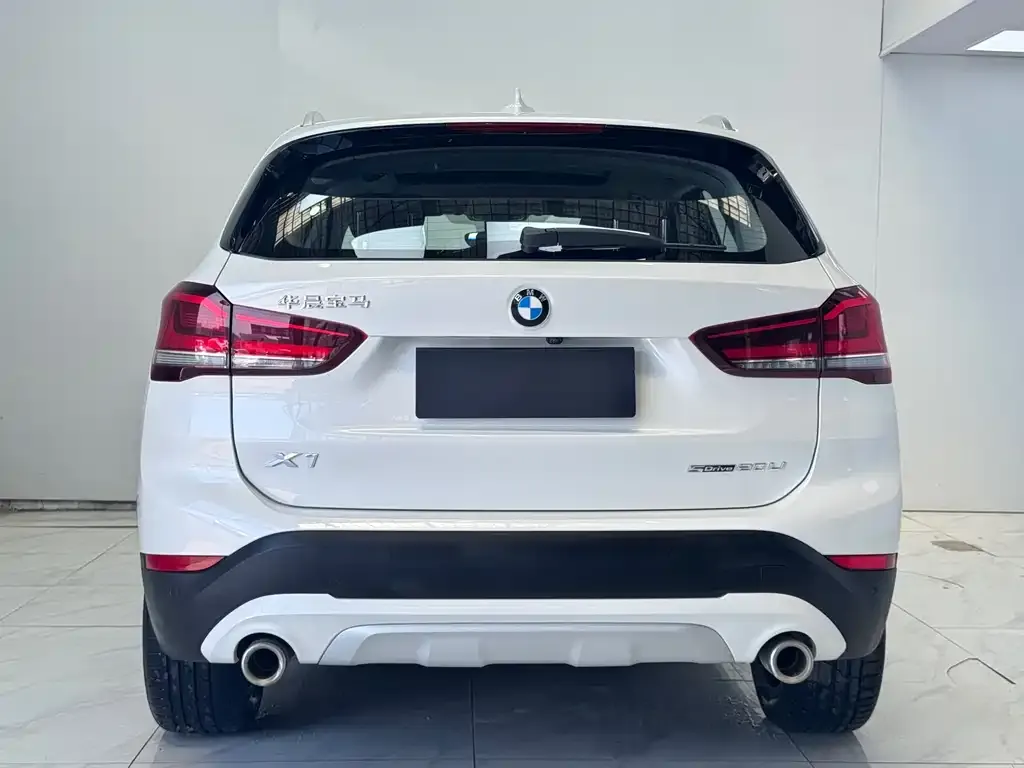 BMW X1 — фото 3