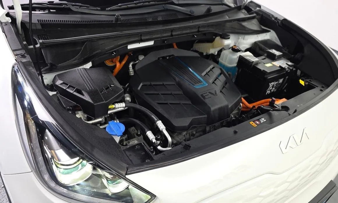 Kia Niro 2023 из KR, фото 7