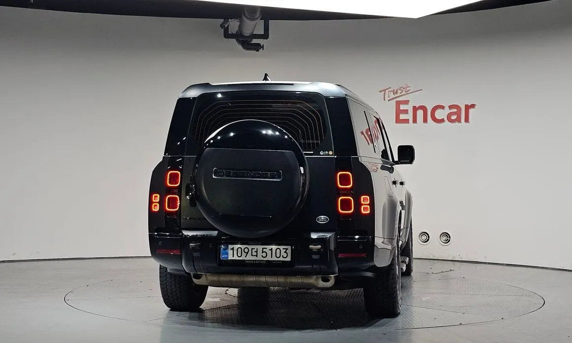 Land Rover Defender 2023 из KR, фото 4