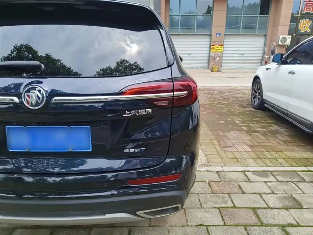 Buick Envision Plus — фото 3