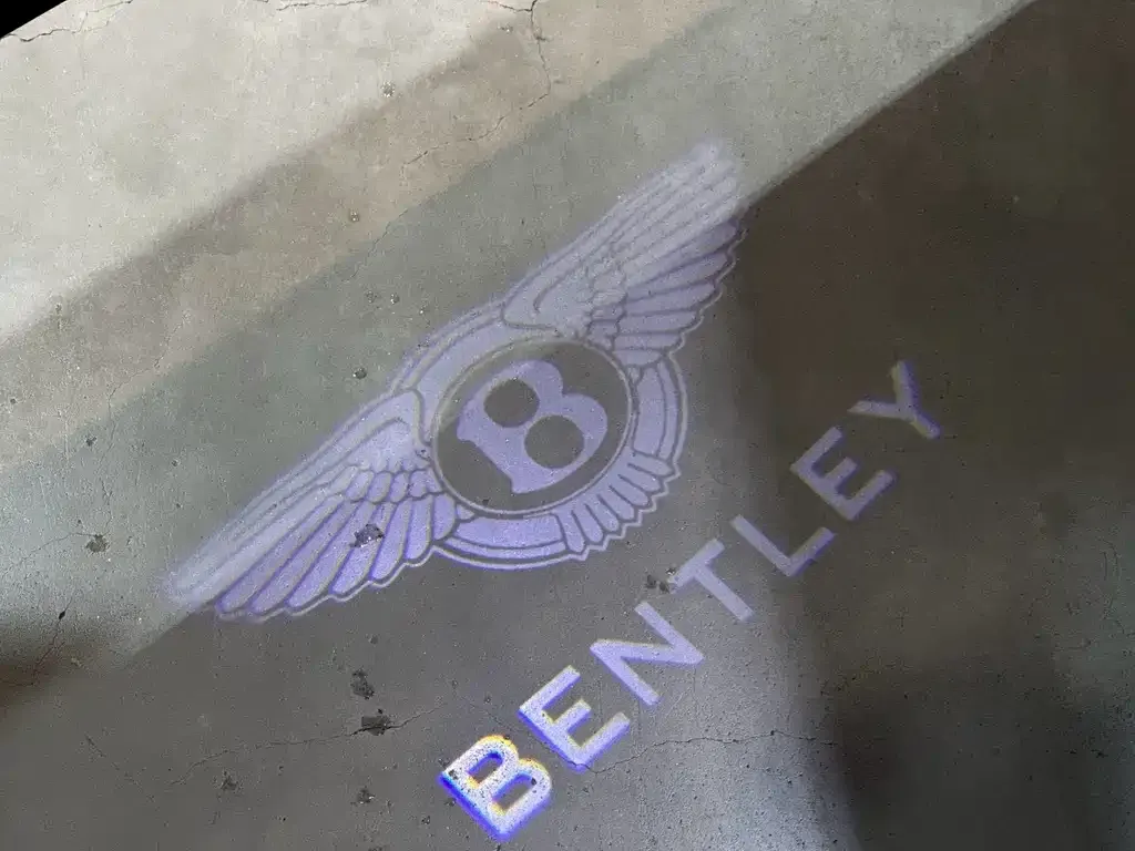 Bentley Bentayga — фото 5