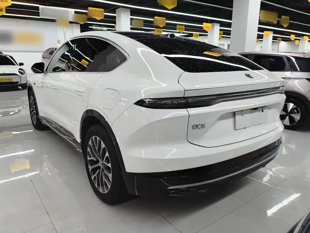 NIO EC6 — фото 7