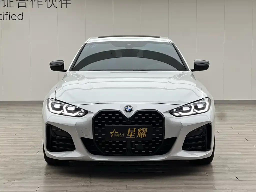 BMW 4 Series 2022 из CN, фото 2