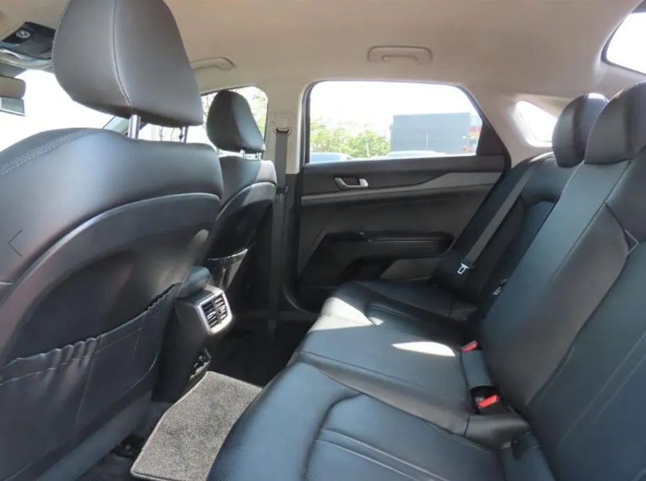 Kia K5 2023 из KR, фото 2