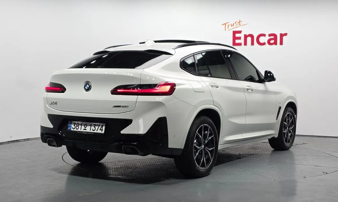 BMW X4 — фото 8