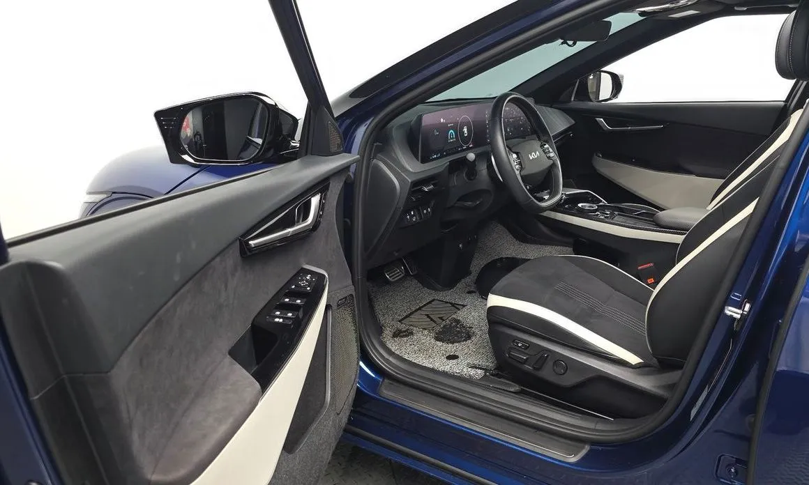 Kia EV6 2023 из KR, фото 9