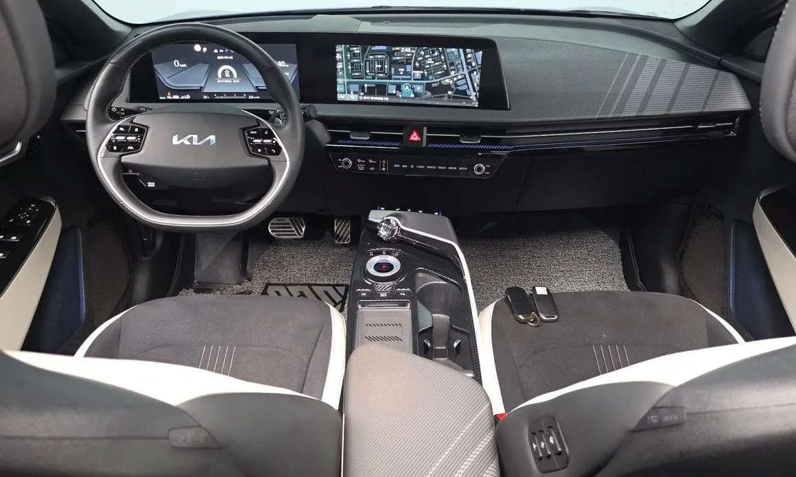 Kia EV6 2023 из KR, фото 7