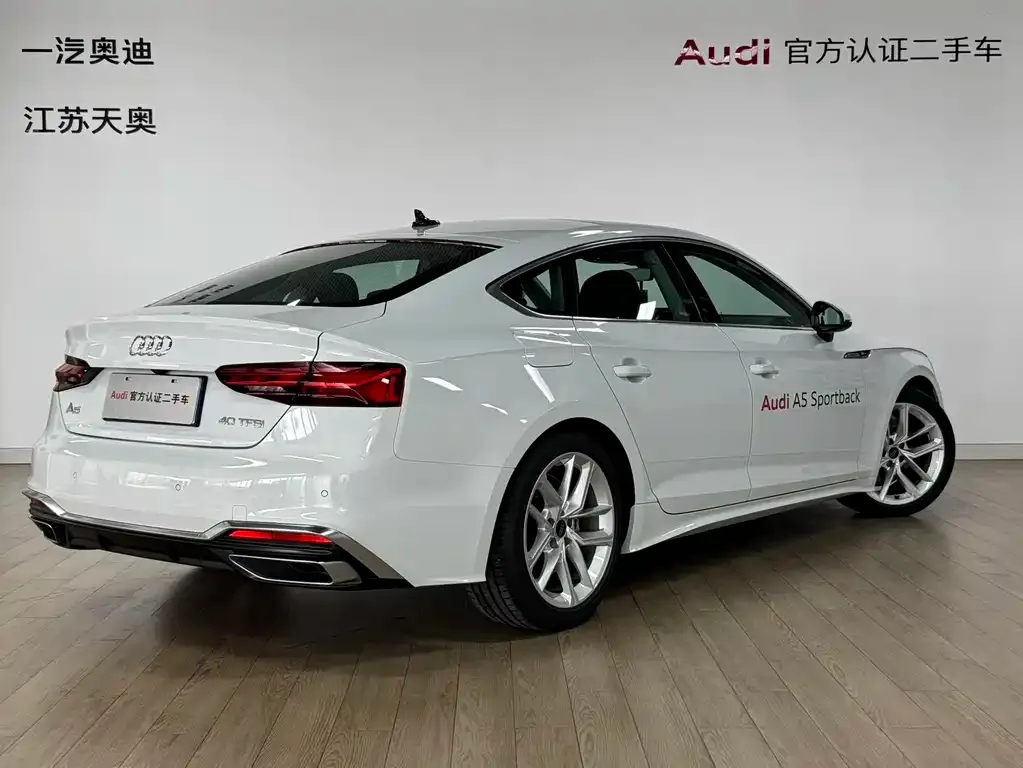Audi A5 (Import) — фото 2