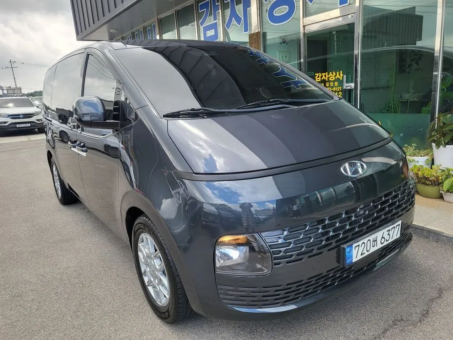 Hyundai Staria 2022 из KR, фото 1