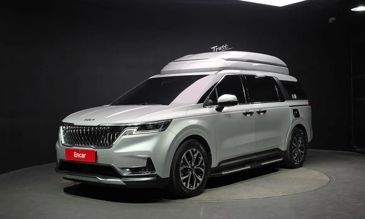Kia Carnival — фото 1