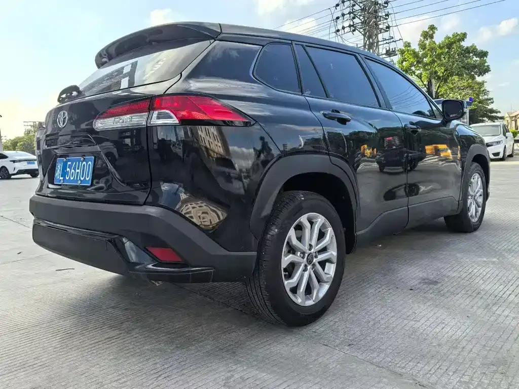 Toyota Frontlander 2023 из CN, фото 9