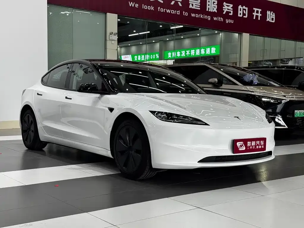 Tesla Model 3 — фото 6