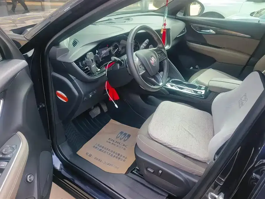 Buick Envision Plus — фото 9