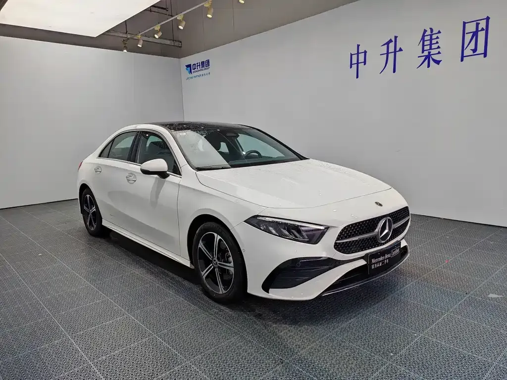 Mercedes-Benz A-Class — фото 6