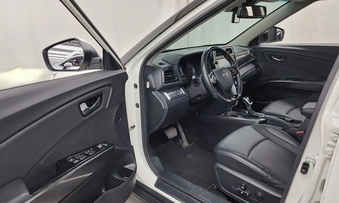 KG Mobility (Ssangyong) TIBOLI 2022 из KR, фото 9