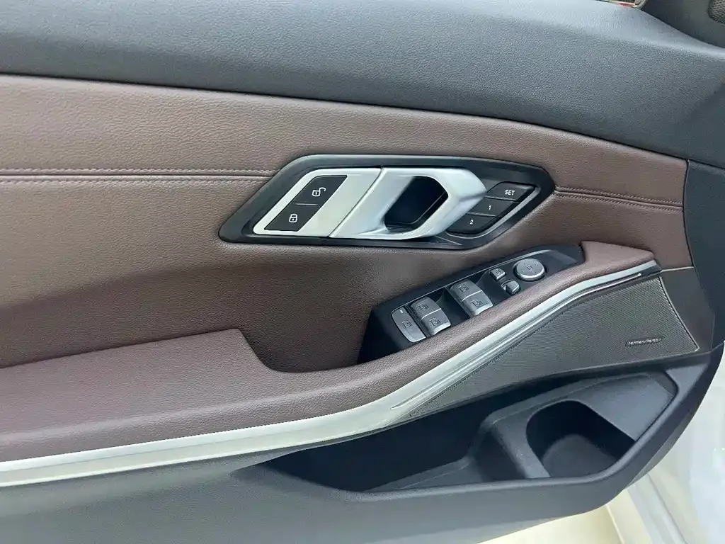 BMW 3 Series — фото 10