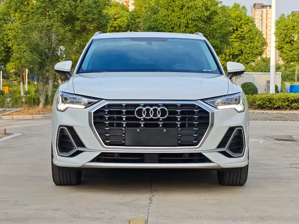 Audi Q3 — фото 5