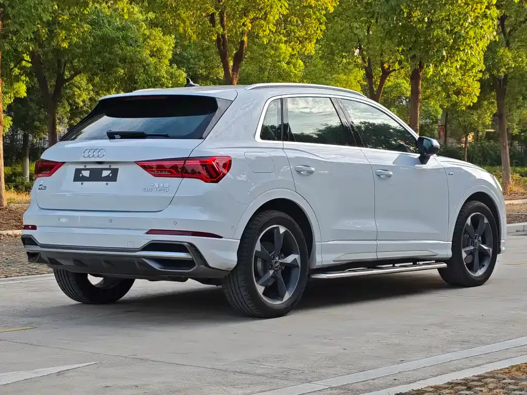 Audi Q3 — фото 4