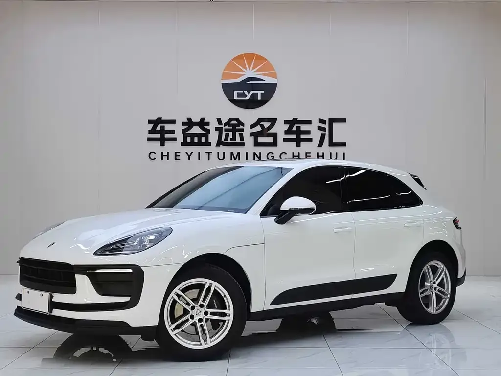 Porsche Macan — фото 1
