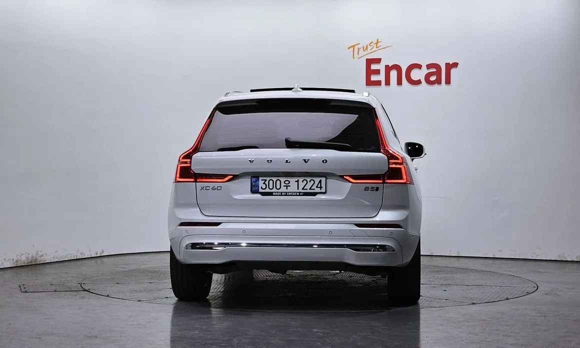Volvo XC60 — фото 2
