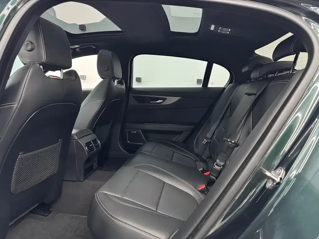 Jaguar XEL 2023 из CN, фото 4