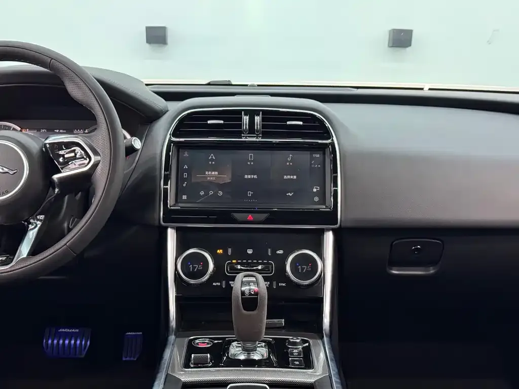 Jaguar XEL 2023 из CN, фото 2