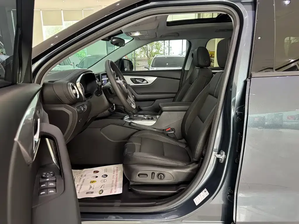 Chevrolet Blazer 2021 из CN, фото 4