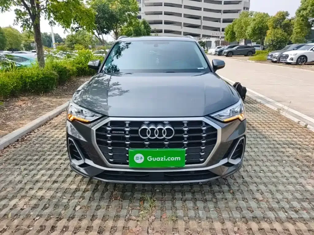 Audi Q3 — фото 4