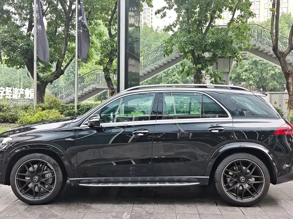 Mercedes-Benz GLE AMG — фото 5