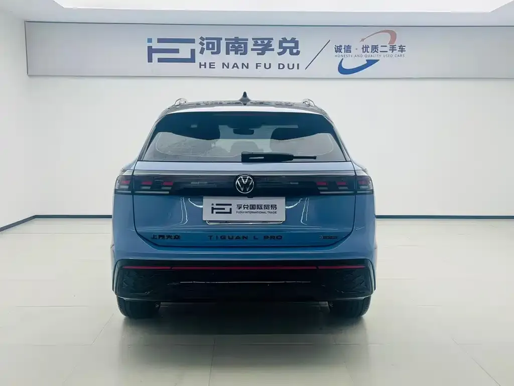 Volkswagen Tiguan L — фото 4