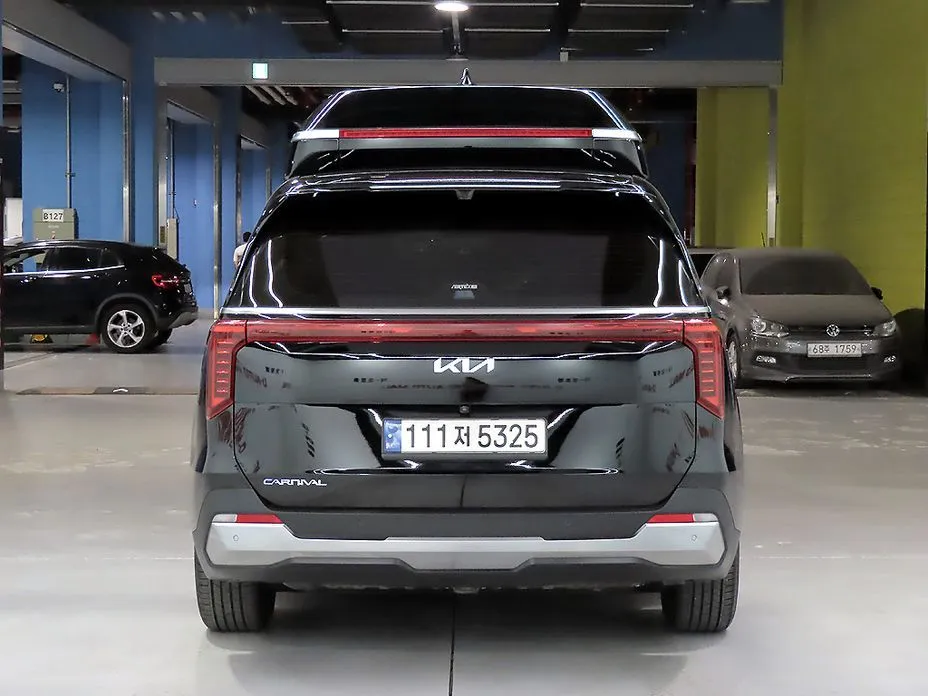 Kia Carnival — фото 4