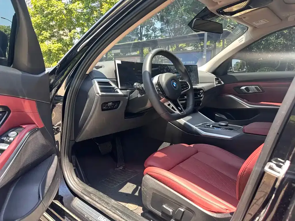 BMW i3 — фото 6