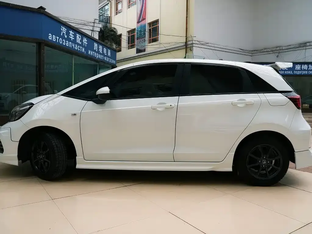 Honda Fit 2023 из CN, фото 4