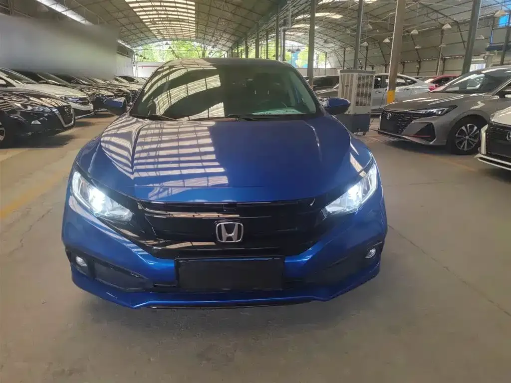 Honda Civic 2022 из CN, фото 10