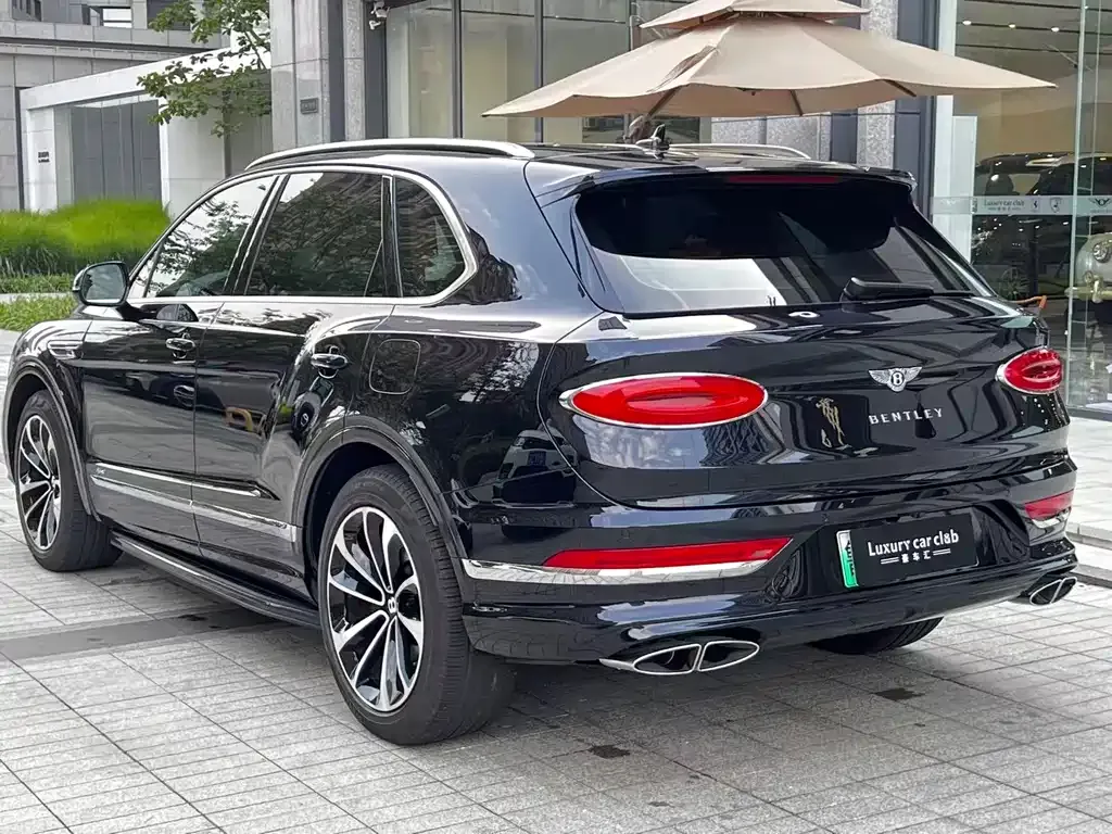 Bentley Bentayga PHEV 2021 из CN, фото 6