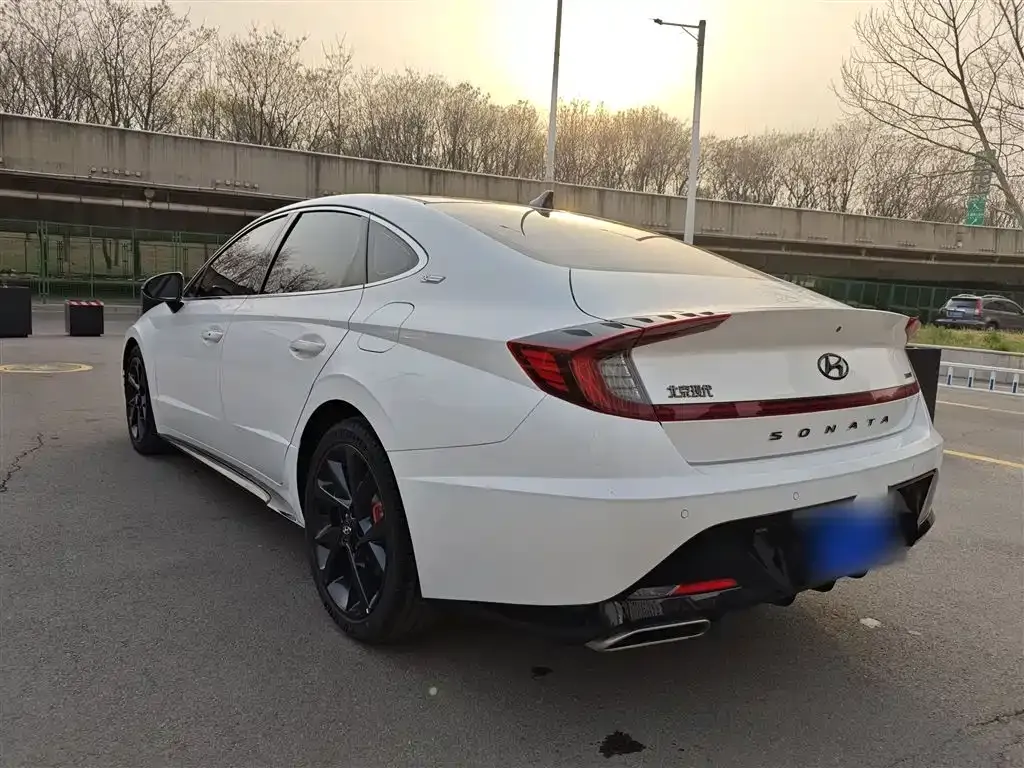 Hyundai Sonata 2023 из CN, фото 6