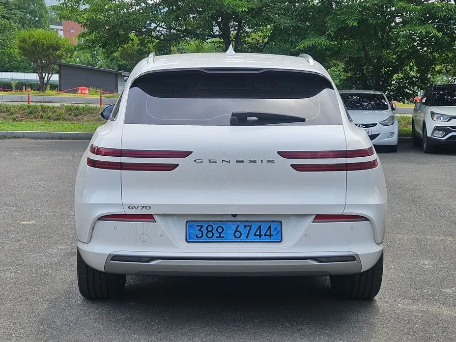 Genesis GV70 2022 из KR, фото 7