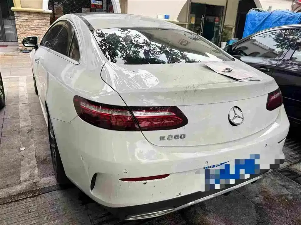 Mercedes-Benz E-Class (Import) — фото 3
