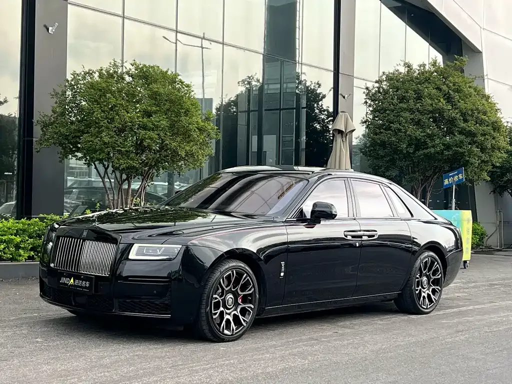 Rolls-Royce Ghost — фото 1