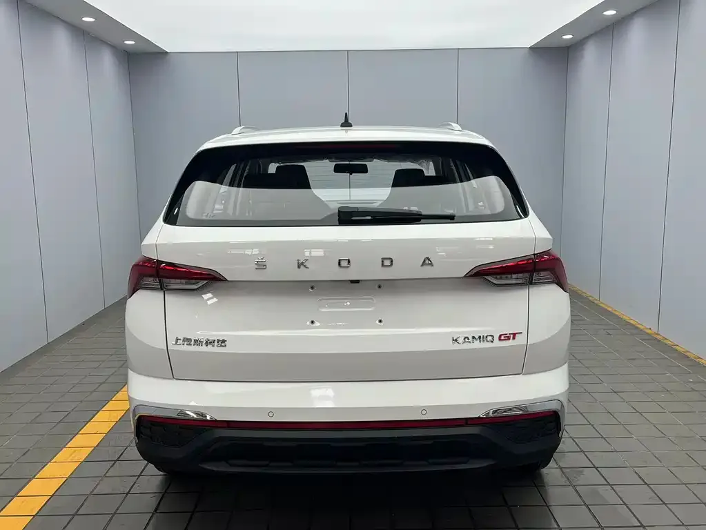 Skoda Kamiq — фото 5