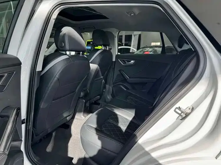 Audi Q2L 2026 из CN, фото 5