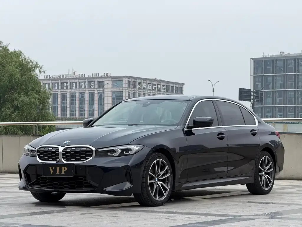 BMW 3 Series — фото 1