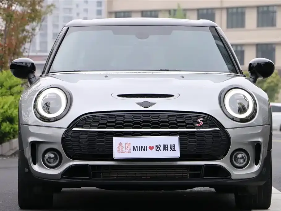 MINI Clubman — фото 4