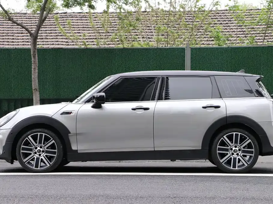MINI Clubman — фото 7