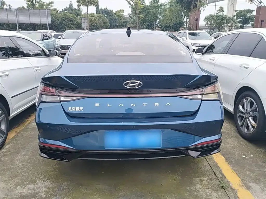 Hyundai Elantra 2022 из CN, фото 7